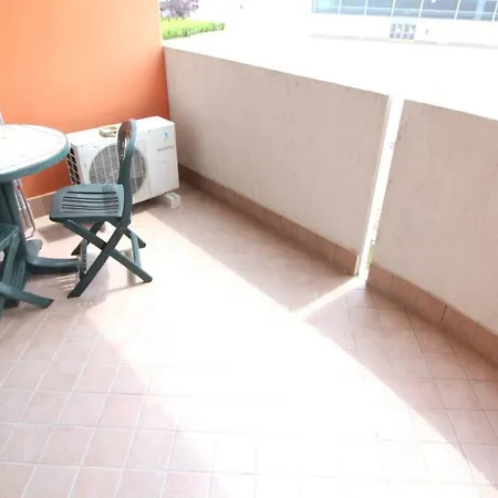 Sole Apartment *
